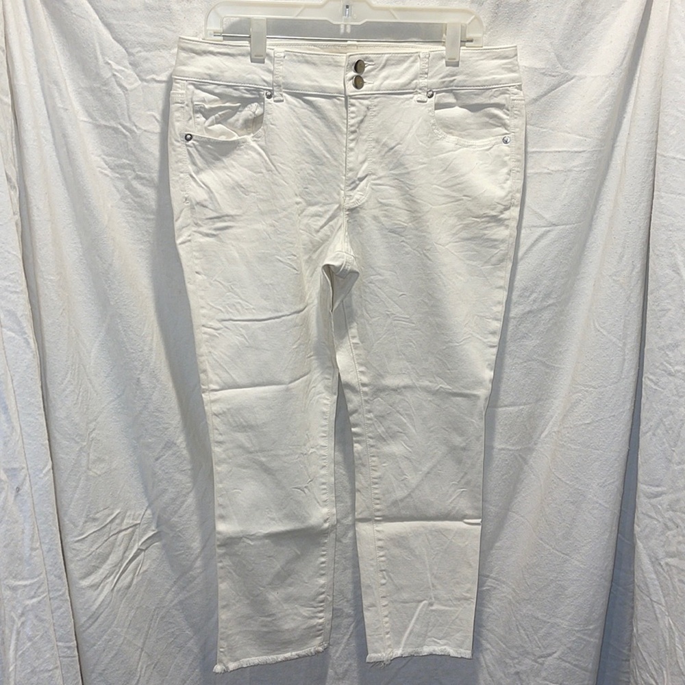American Eagle Crop Jeans super super stretch size 16 regular